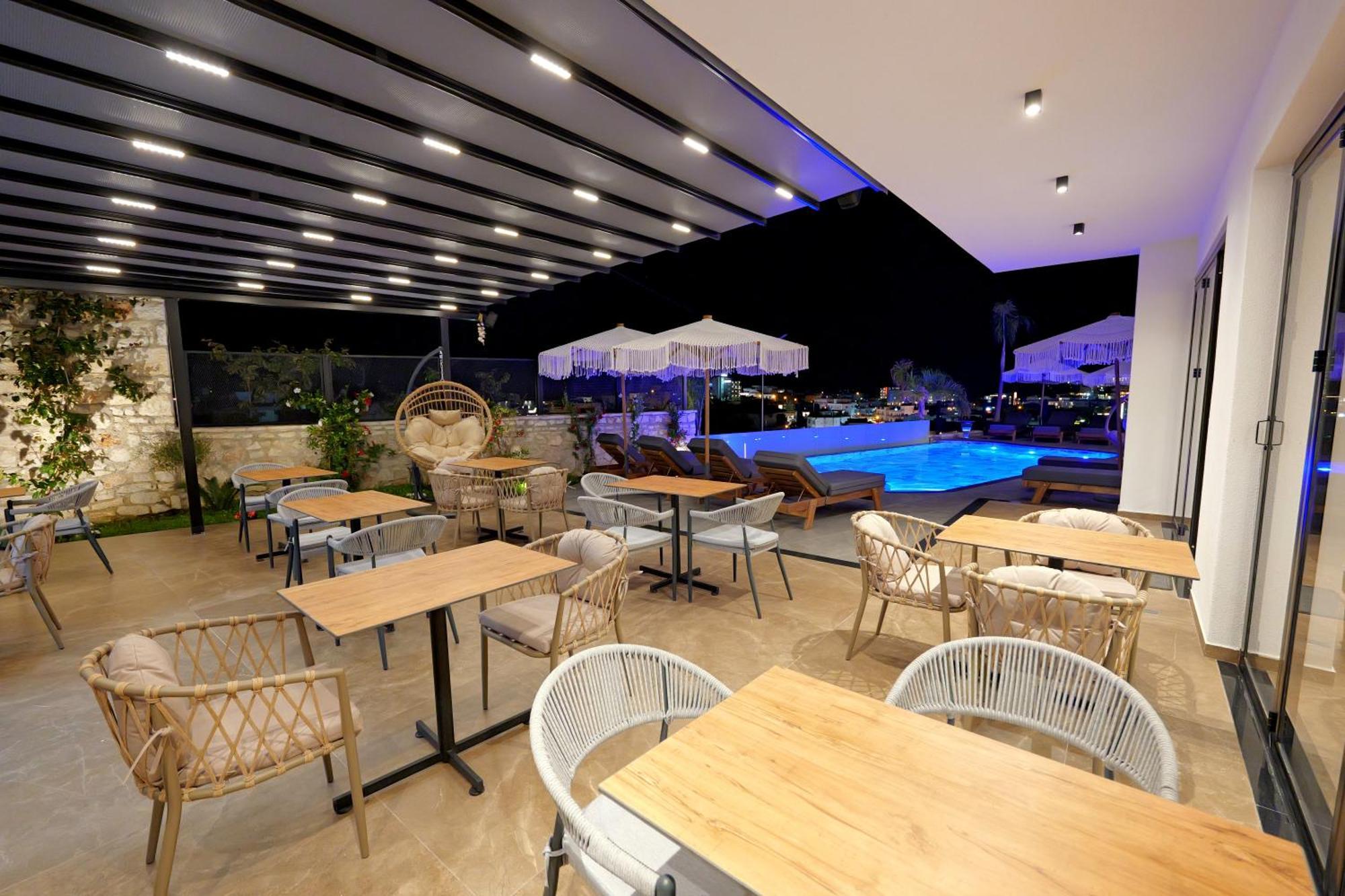Ori Mare Hotel Ksamil Bagian luar foto