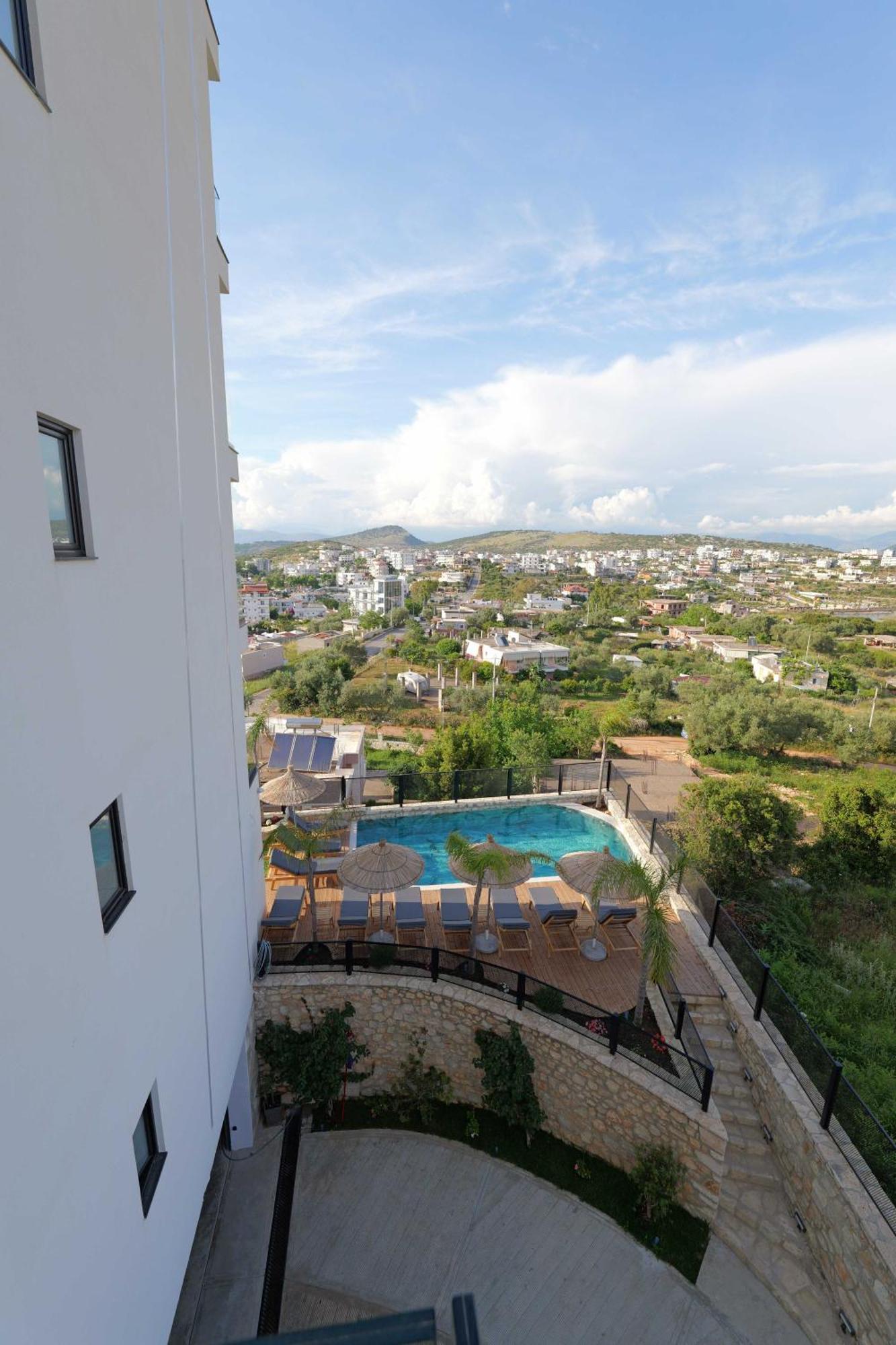 Ori Mare Hotel Ksamil Bagian luar foto