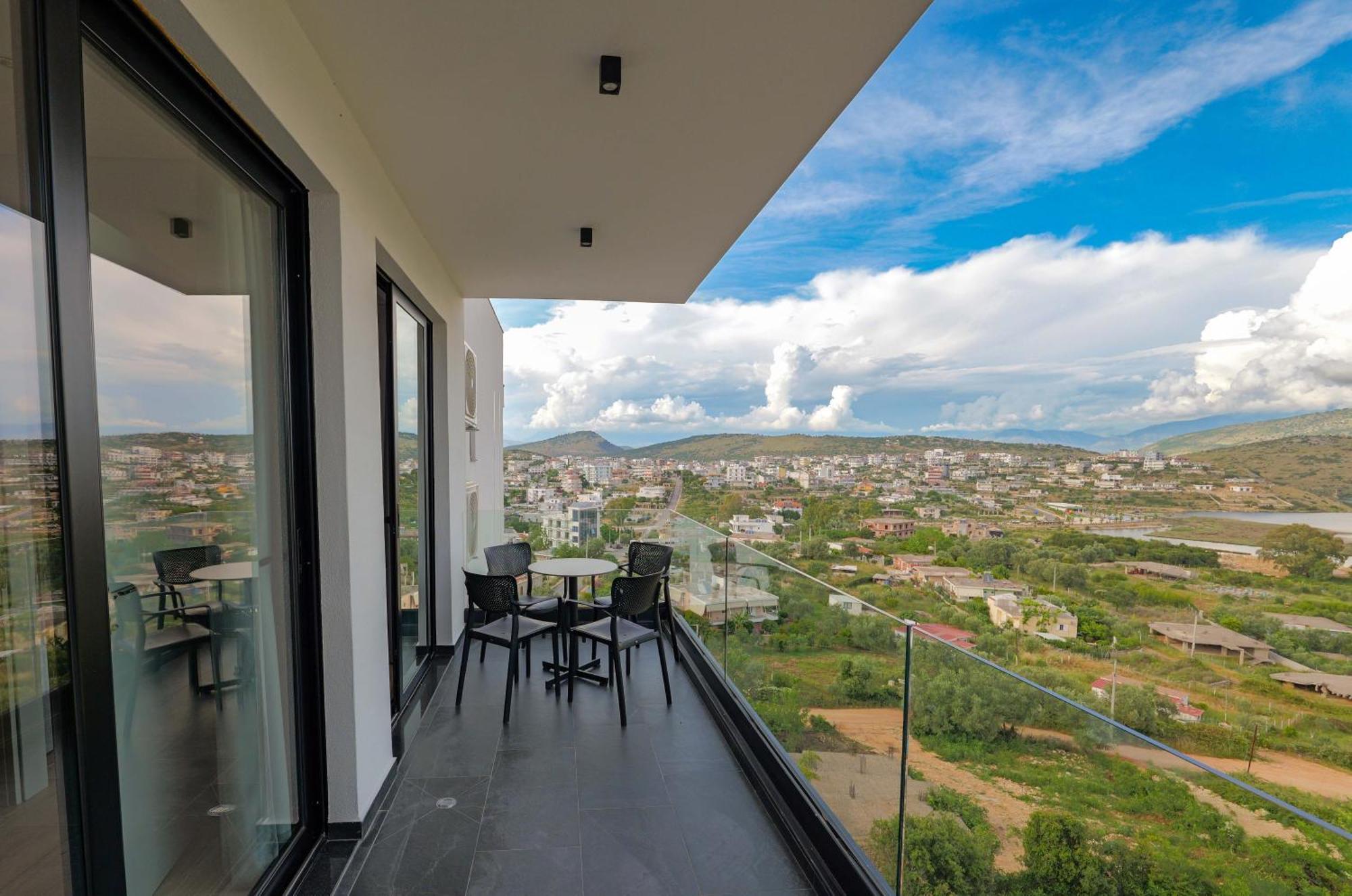 Ori Mare Hotel Ksamil Bagian luar foto